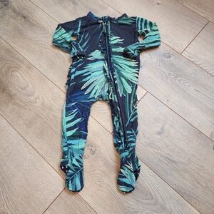 0-3 Posh Peanut Tropical Leaf Bamboo Footies